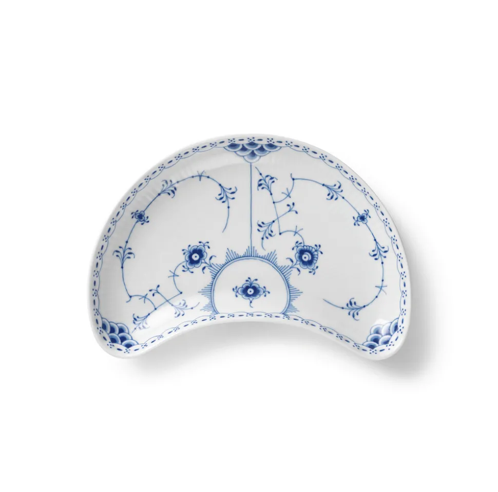 Halvmåneformet fad, 22 cm