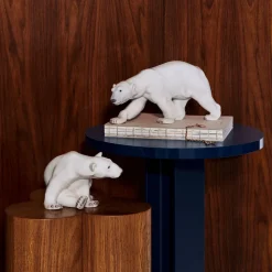 Siddende isbjørn, 12 cm